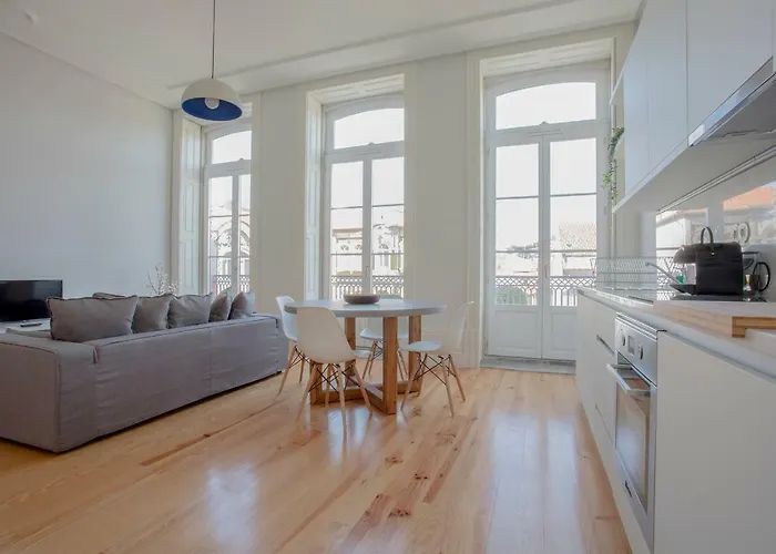 Downtown Spacious Daire